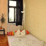 Apartamento 3r-fewo-bis-9-personen-zentral-t4