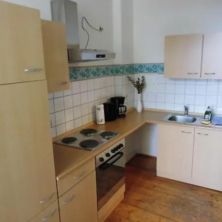 3R-Fewo-Bis-9-Personen-Zentral-T4 *