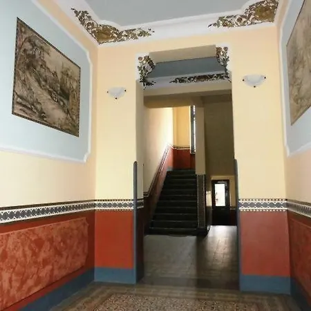 3r-fewo-bis-9-personen-zentral-t4 * Drážďany