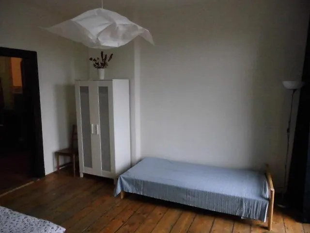 Lägenhet 3R-Fewo-Bis-9-Personen-Zentral-T4 *